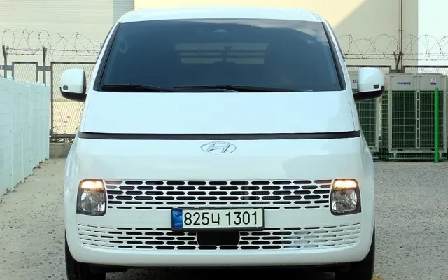 수원외제중고차 스타리아 2WD 디젤 카고 모던 매물 사진 19 - 2022/01 25,157km